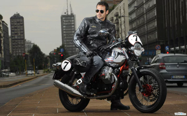 vehicle Moto Guzzi V7 HD Desktop Wallpaper | Background Image