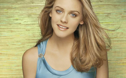 Celebrity Alicia Silverstone HD Desktop Wallpaper | Background Image