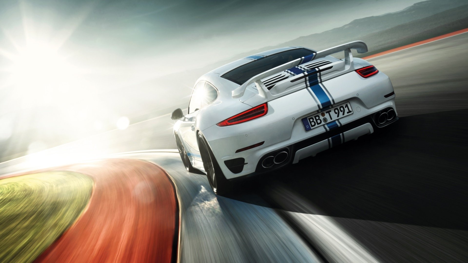 Download Vehicle Porsche 911 Turbo HD Wallpaper