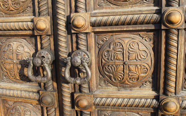  Alexander Nevsky Cathedral - carved door and ornate handle