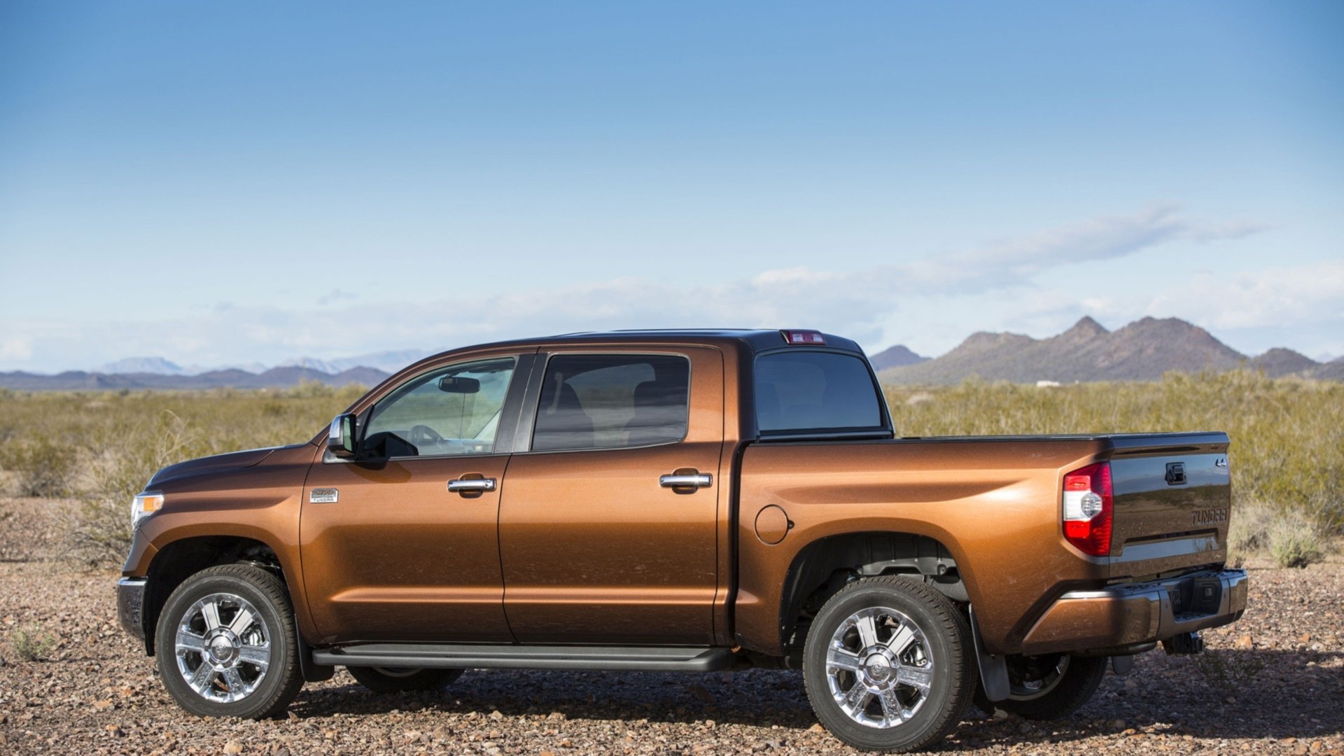 Download Vehicle Toyota Tundra HD Wallpaper