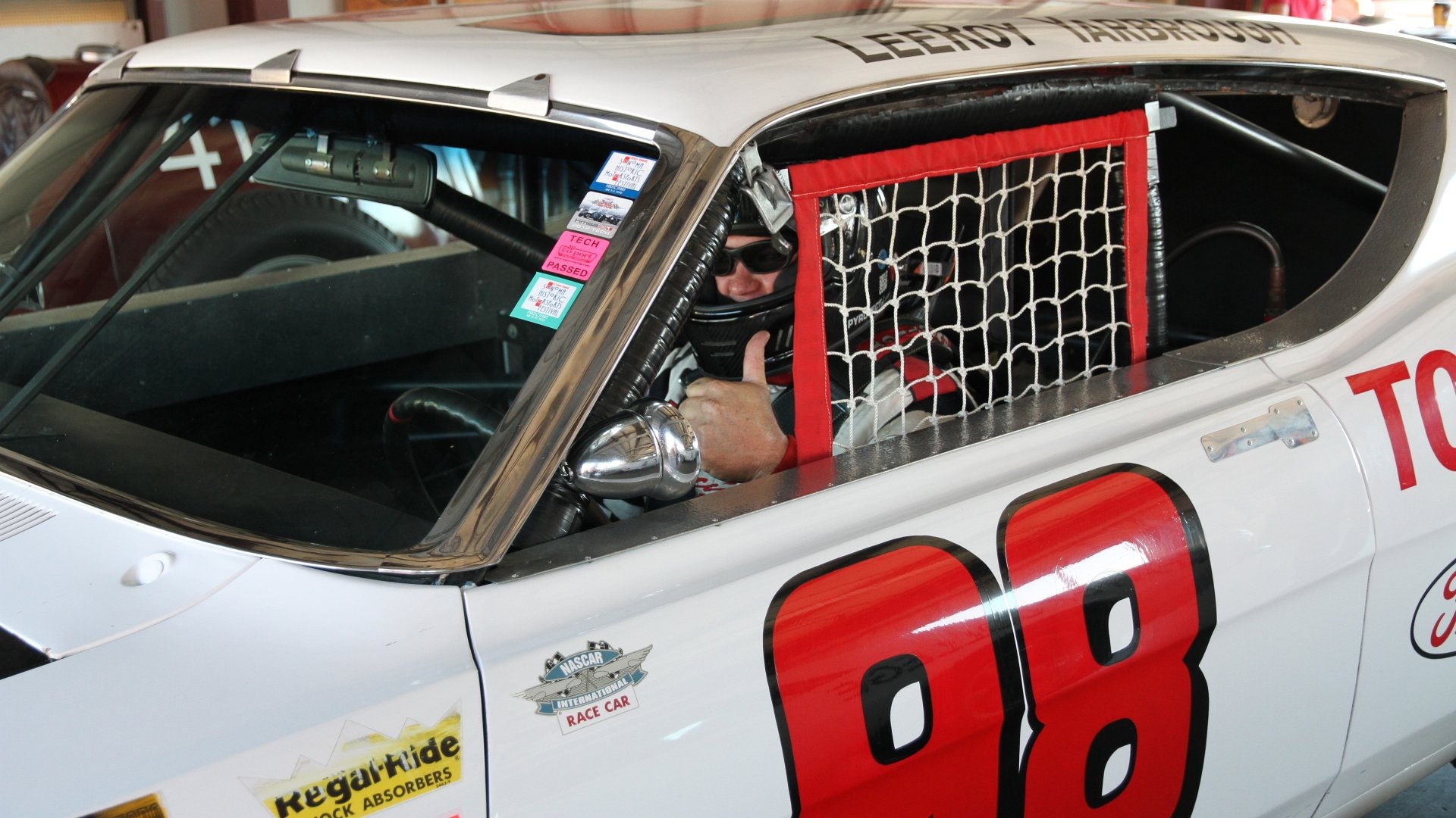 Download Vehicle Ford Torino 4k Ultra HD Wallpaper