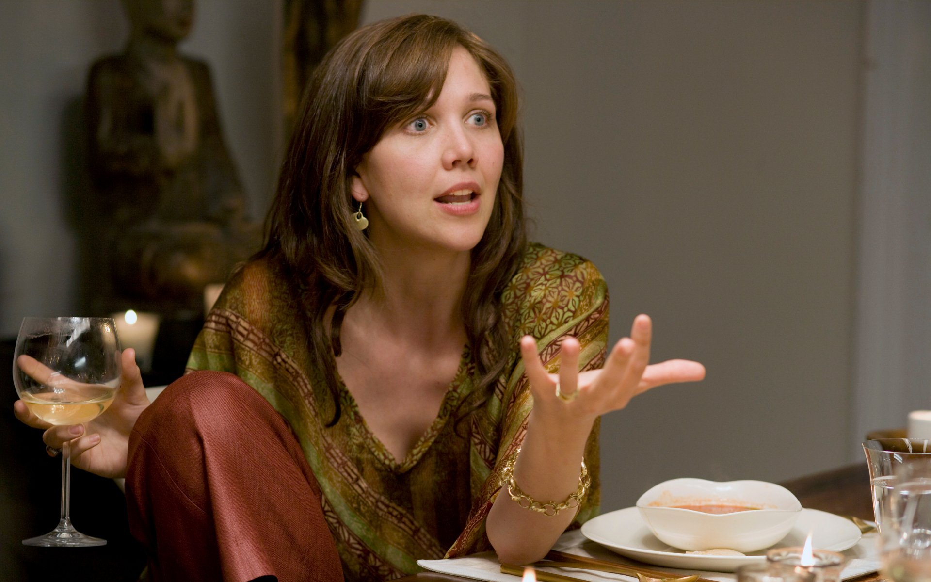 Download American Actress Celebrity Maggie Gyllenhaal HD Wallpaper