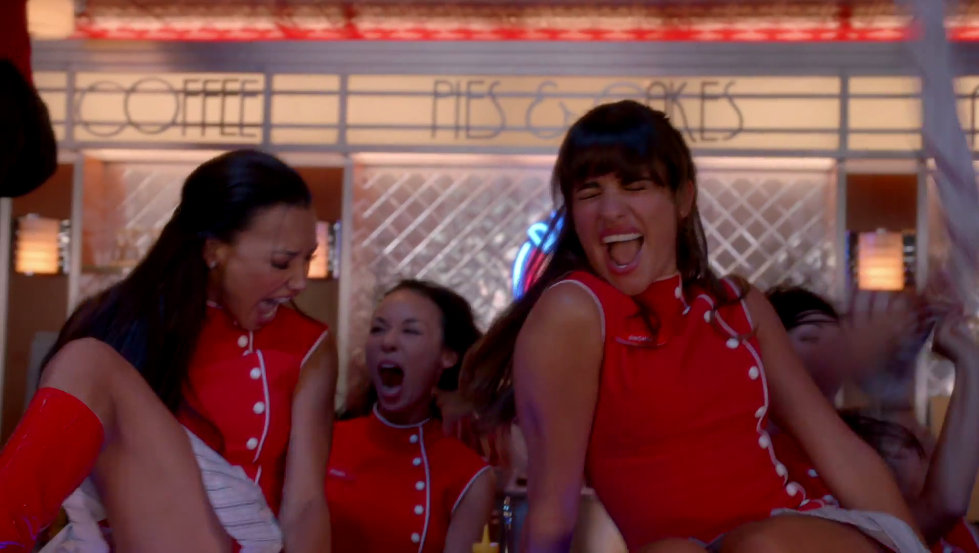 Download TV Show Glee Wallpaper