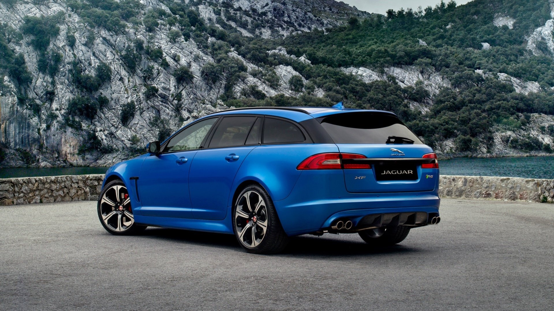 Download Vehicle Jaguar XFR-S Sportbrake HD Wallpaper