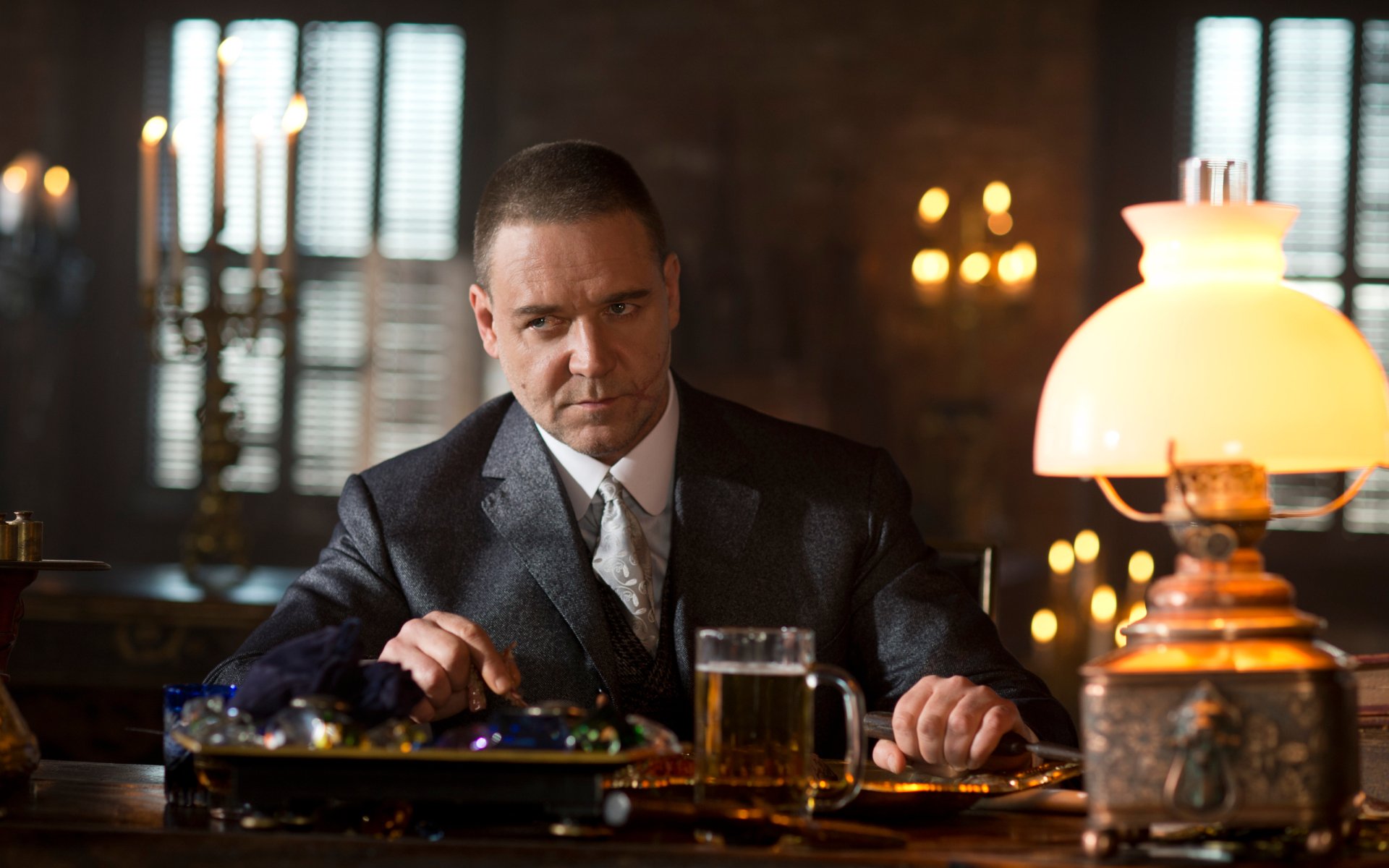 Download Pearly Soames Russell Crowe Movie Winter's Tale HD Wallpaper