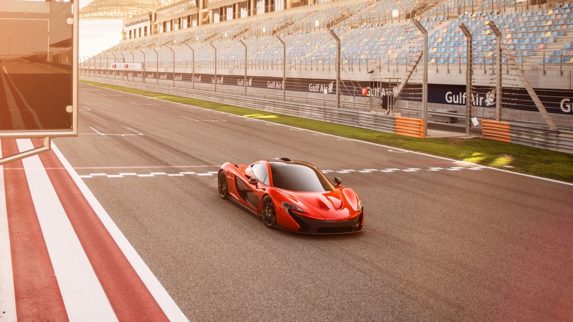 Download Vehicle McLaren P1 HD Wallpaper