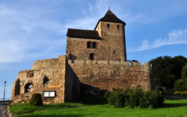 man made Bedzin Castle HD Desktop Wallpaper | Background Image