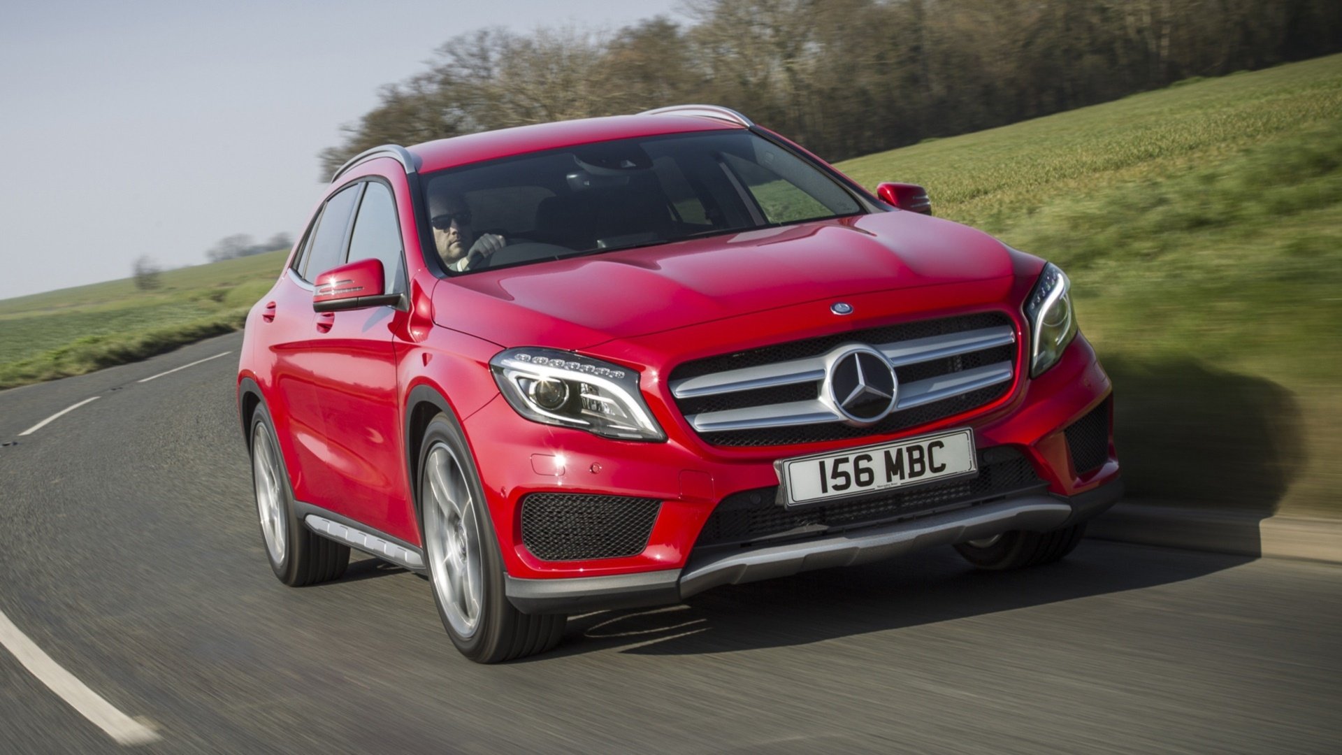 Download Vehicle Mercedes-Benz GLA-Class HD Wallpaper