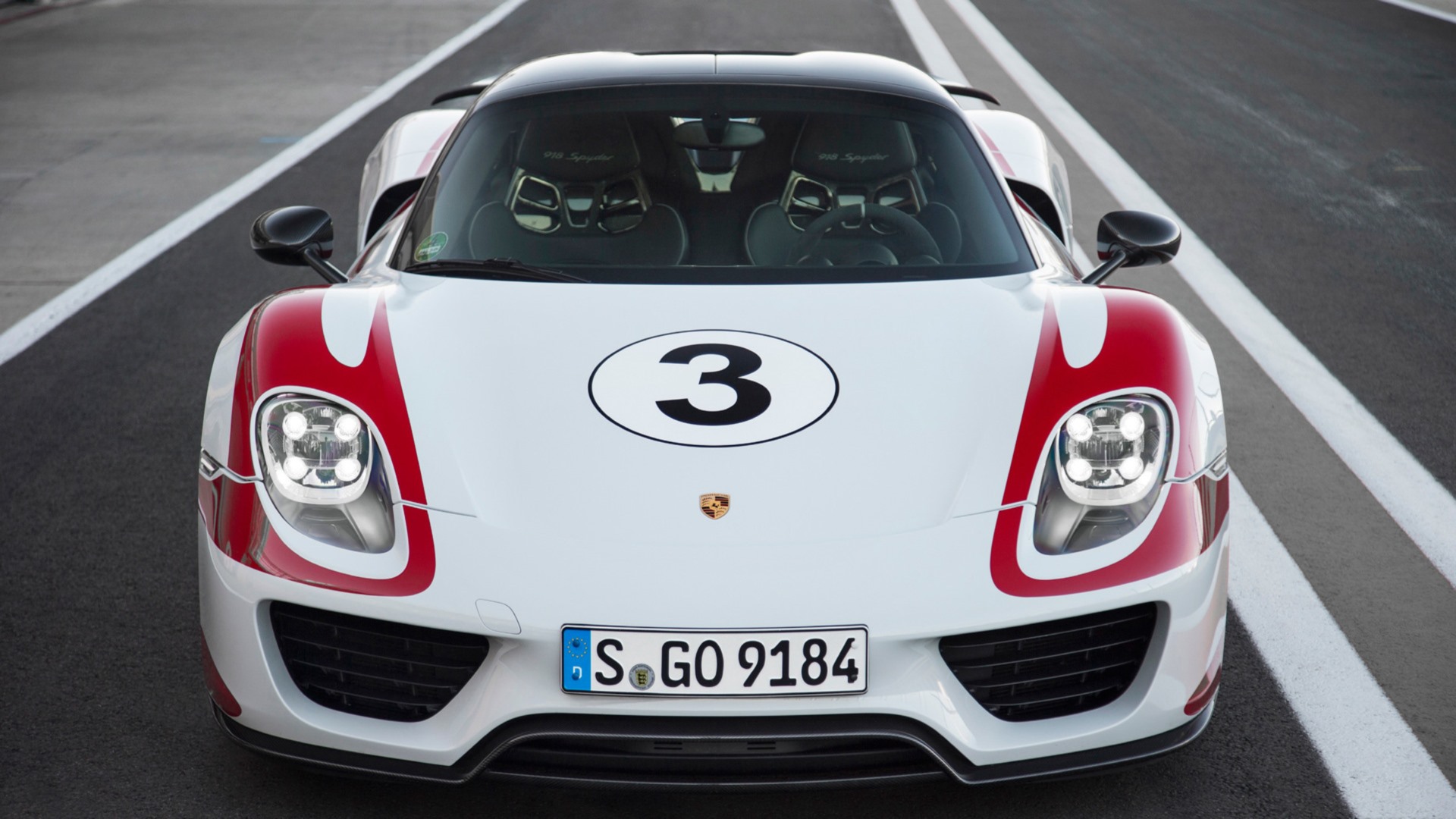 Vehicles Porsche 918 Spyder HD Wallpaper | Background Image