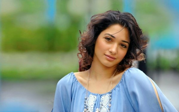 Celebrity Tamannaah Bhatia Bollywood Face Brunette Actress HD Wallpaper | Background Image