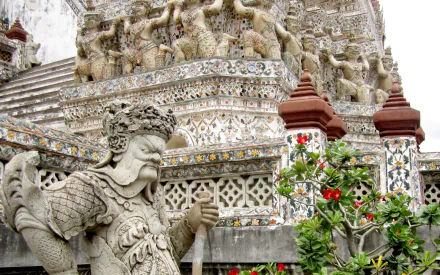  Wat Arun Guardian