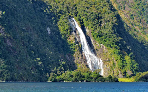 nature Bowen Falls HD Desktop Wallpaper | Background Image