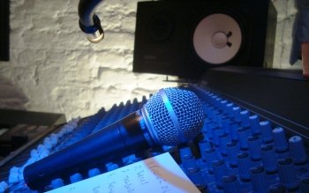 21 Microphone HD Wallpapers | Background Images - Wallpaper Abyss