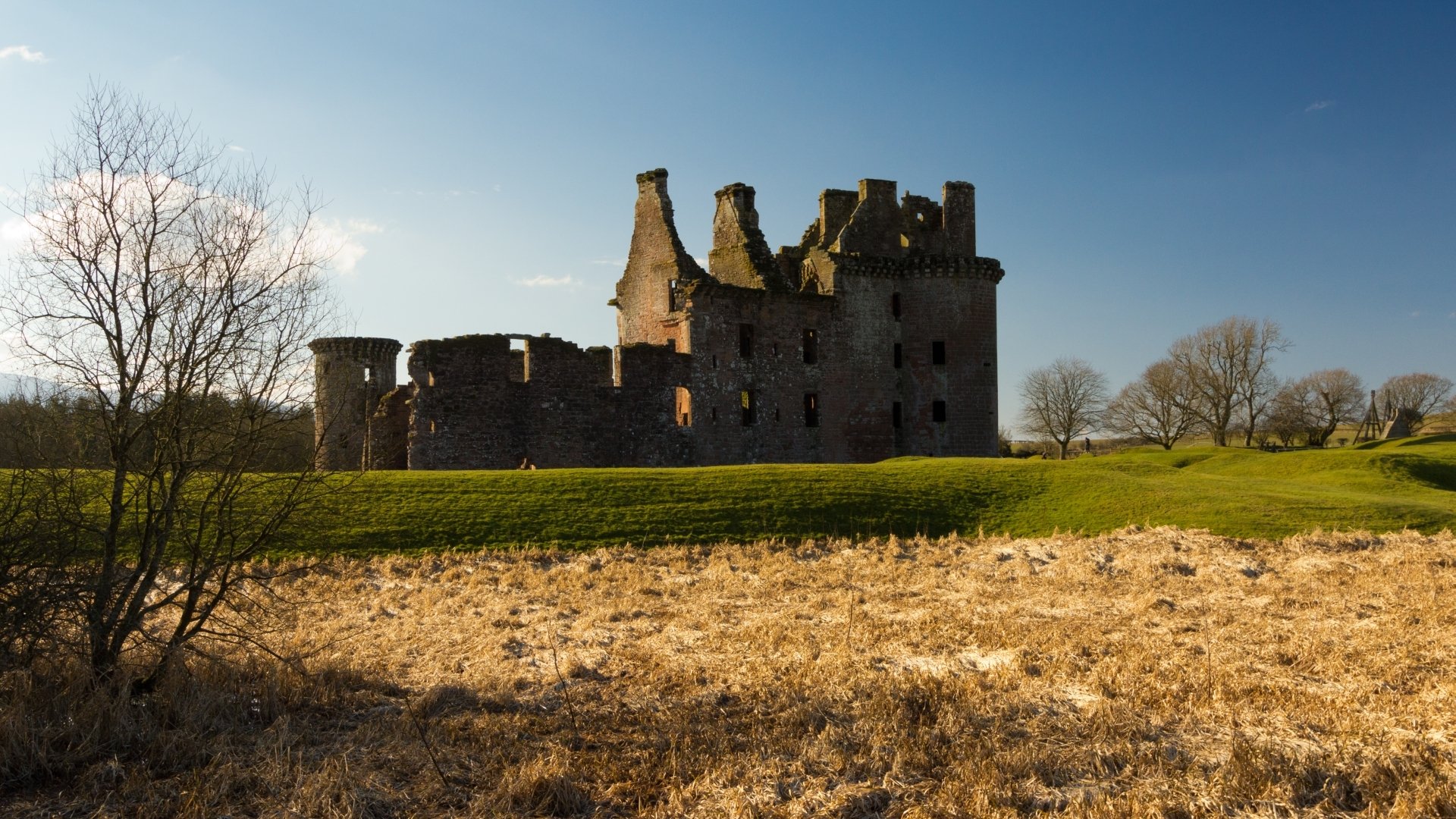 Download Man Made Caerlaverock Castle HD Wallpaper