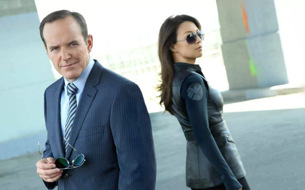 Clark Gregg Phil Coulson TV Show Marvel's Agents of S.H.I.E.L.D. HD Desktop Wallpaper | Background Image