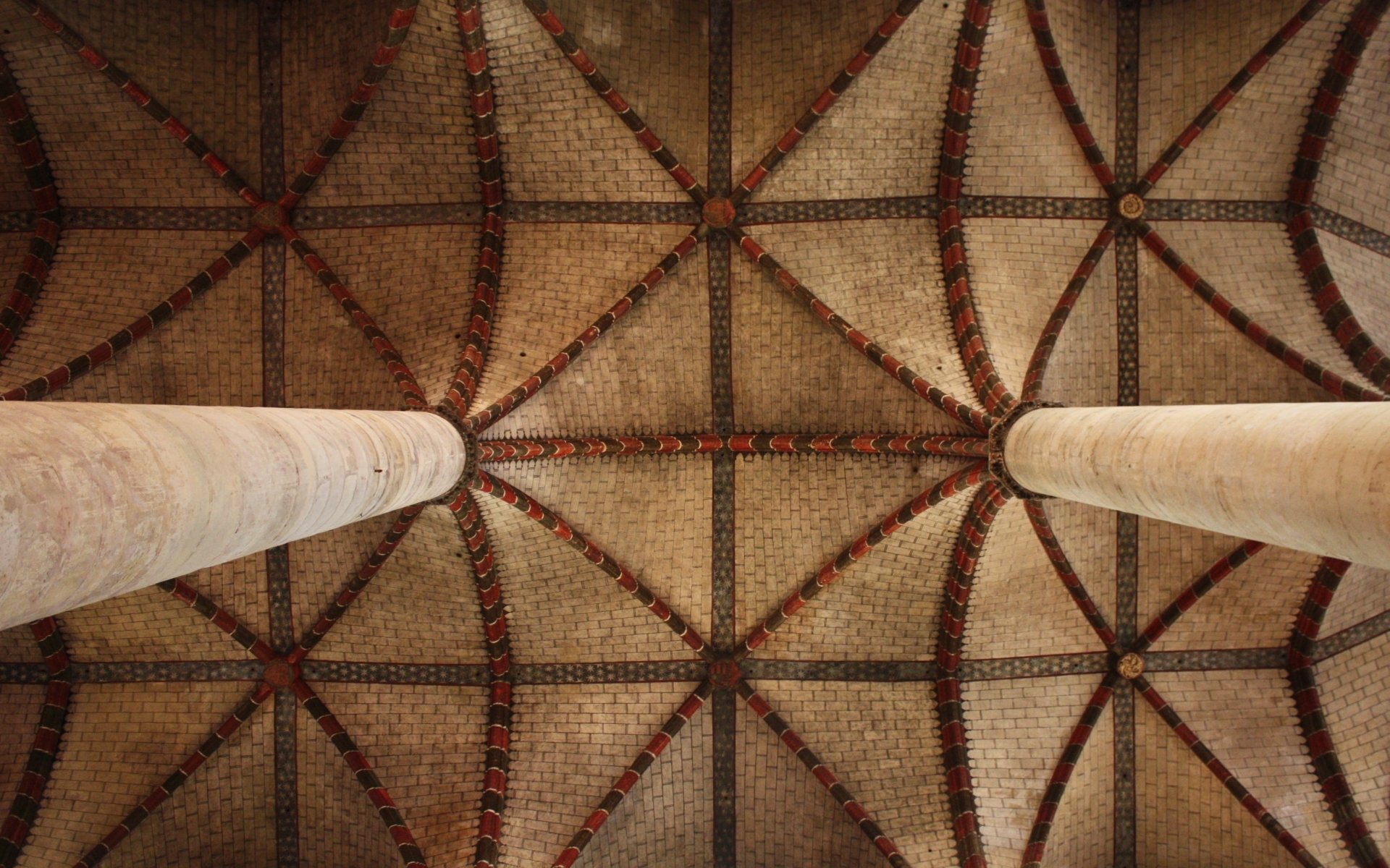 Download Religious Basilica Of St. Sernin, Toulouse HD Wallpaper