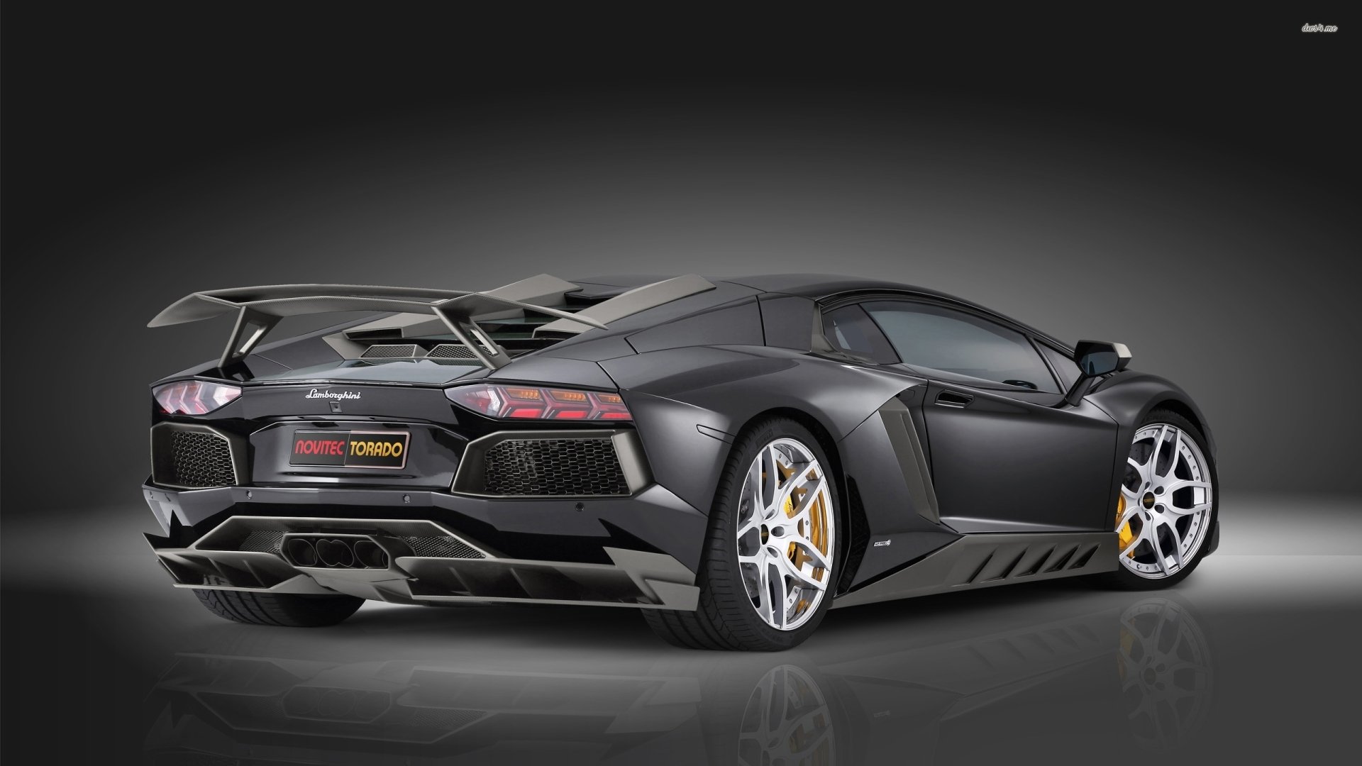 Download Vehicle Lamborghini Aventador LP 700-4 HD Wallpaper