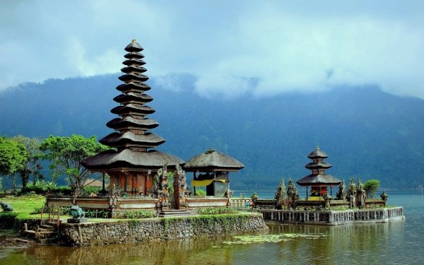 Religious Pura Ulun Danu Bratan Temples Bali Indonesia Temple HD Wallpaper | Background Image