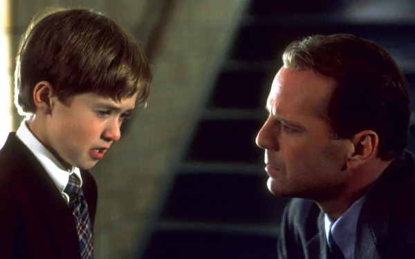 Haley Joel Osment Bruce Willis movie The Sixth Sense HD Desktop Wallpaper | Background Image