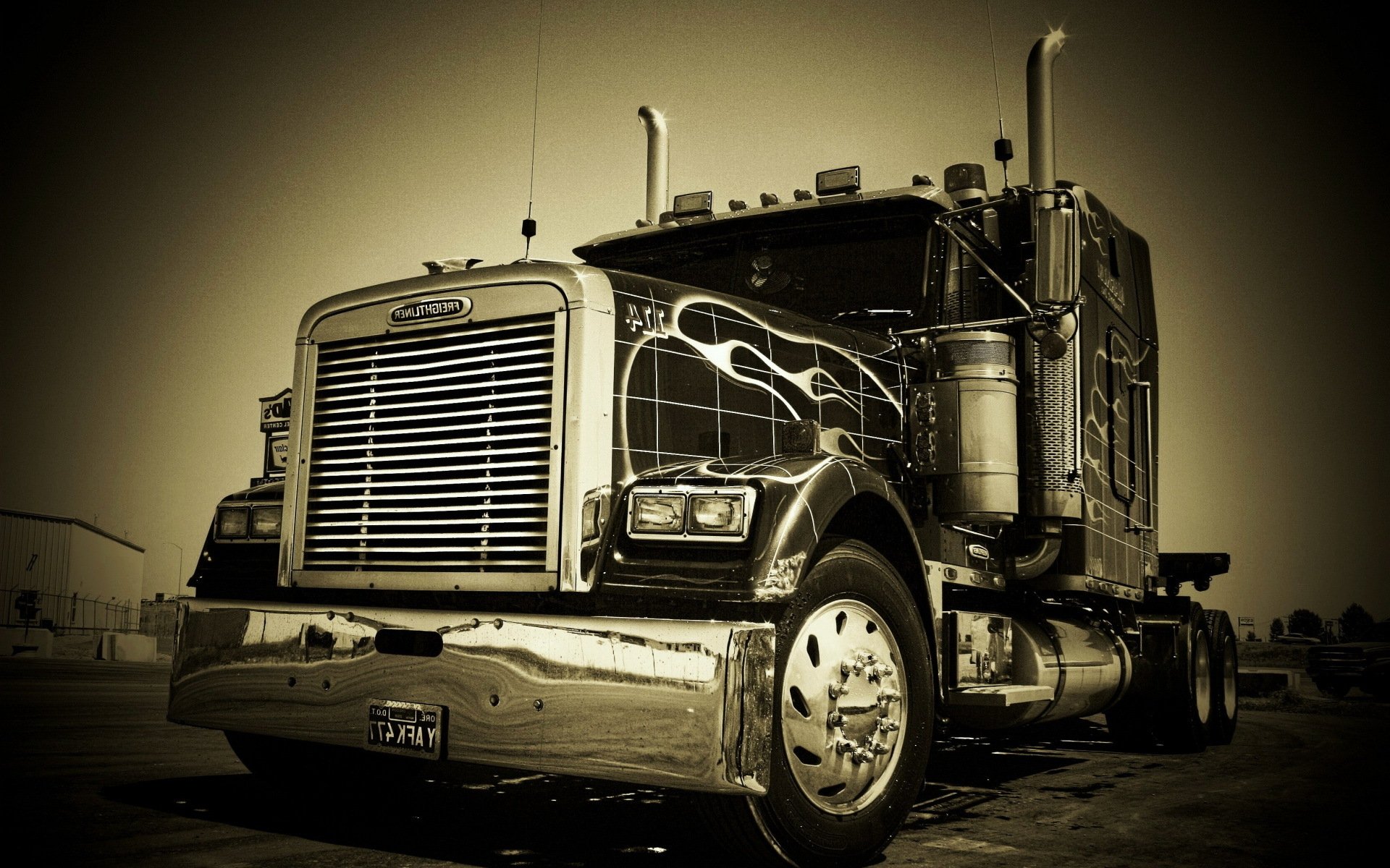 Download Vehicle Freightliner Trucks HD Wallpaper
