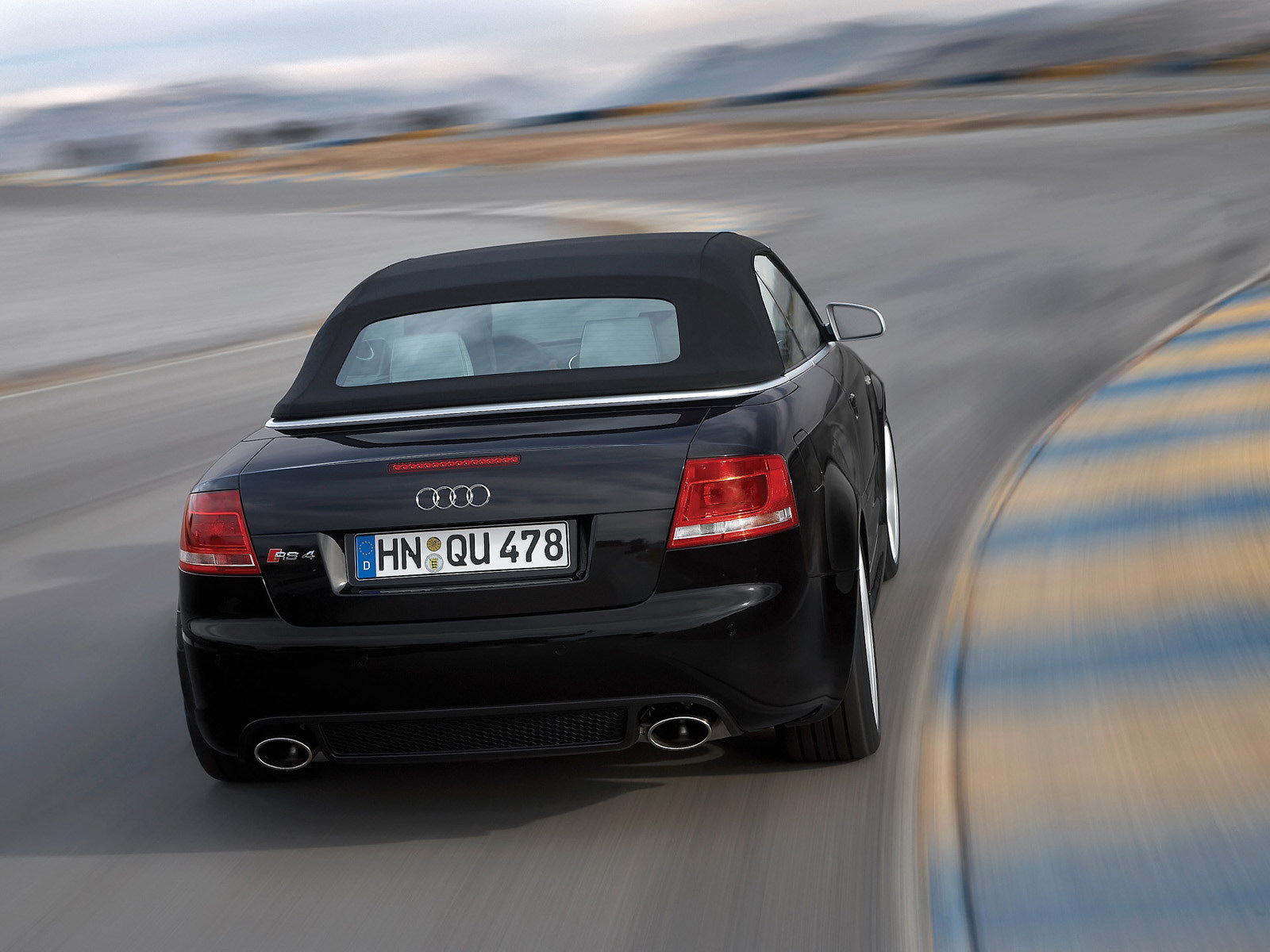 Vehicles Audi RS4 Cabriolet HD Wallpaper | Background Image