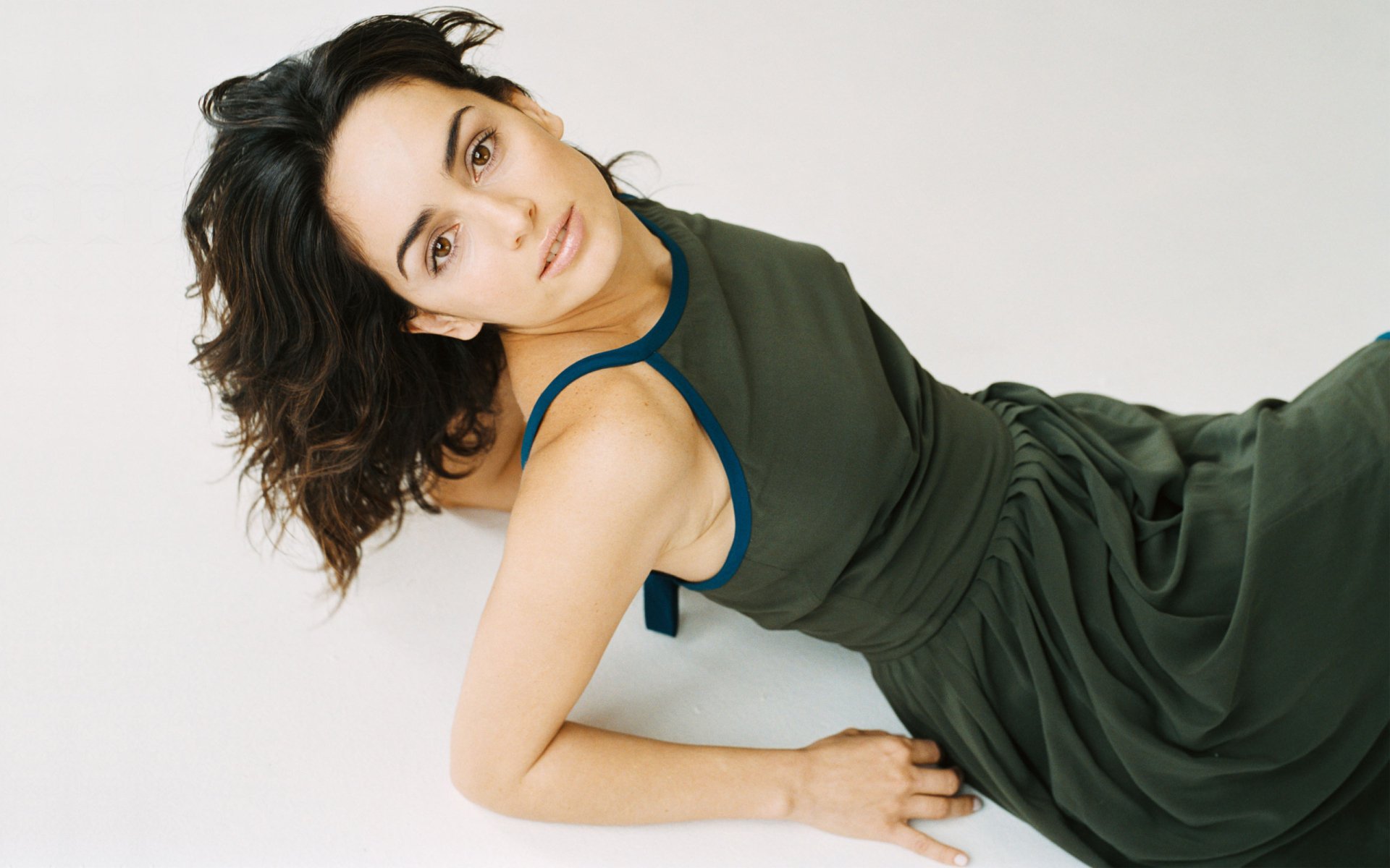 Download Actress Mexican Celebrity Ana De La Reguera HD Wallpaper