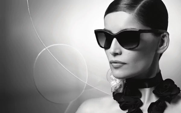 model French Celebrity Laetitia Casta HD Desktop Wallpaper | Background Image