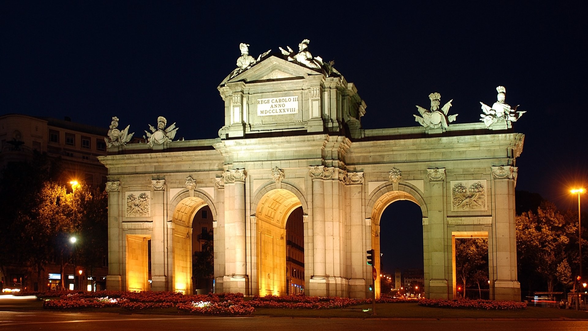 Download Man Made Puerta De Alcalá HD Wallpaper