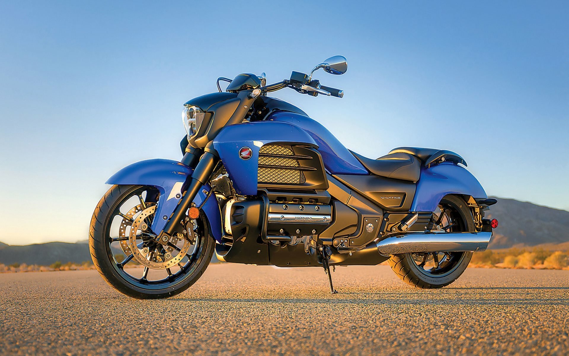 Download Blue Motorcycle Bike Honda Vehicle Honda Valkyrie HD Wallpaper