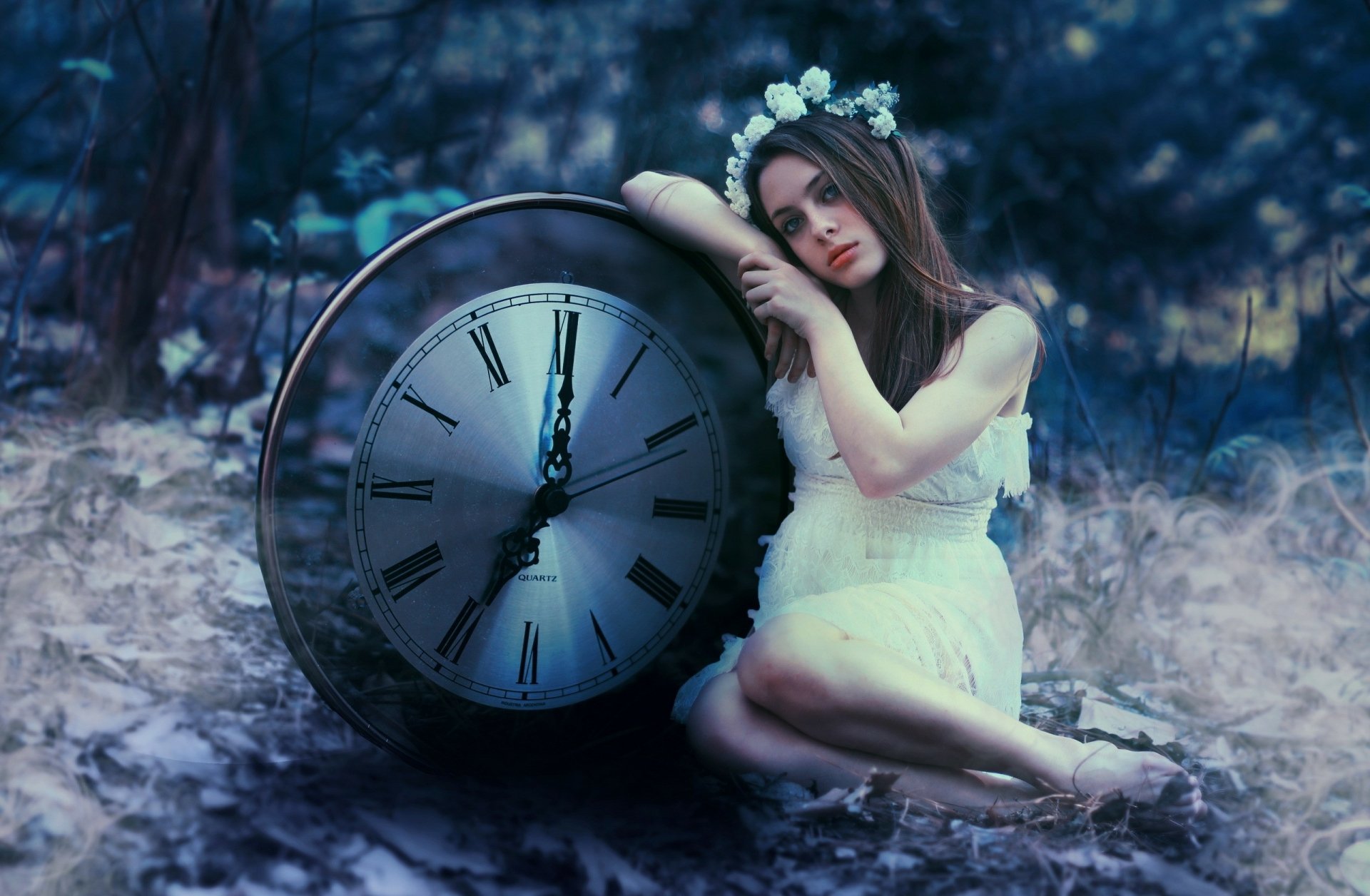 Download Clock Woman Model HD Wallpaper