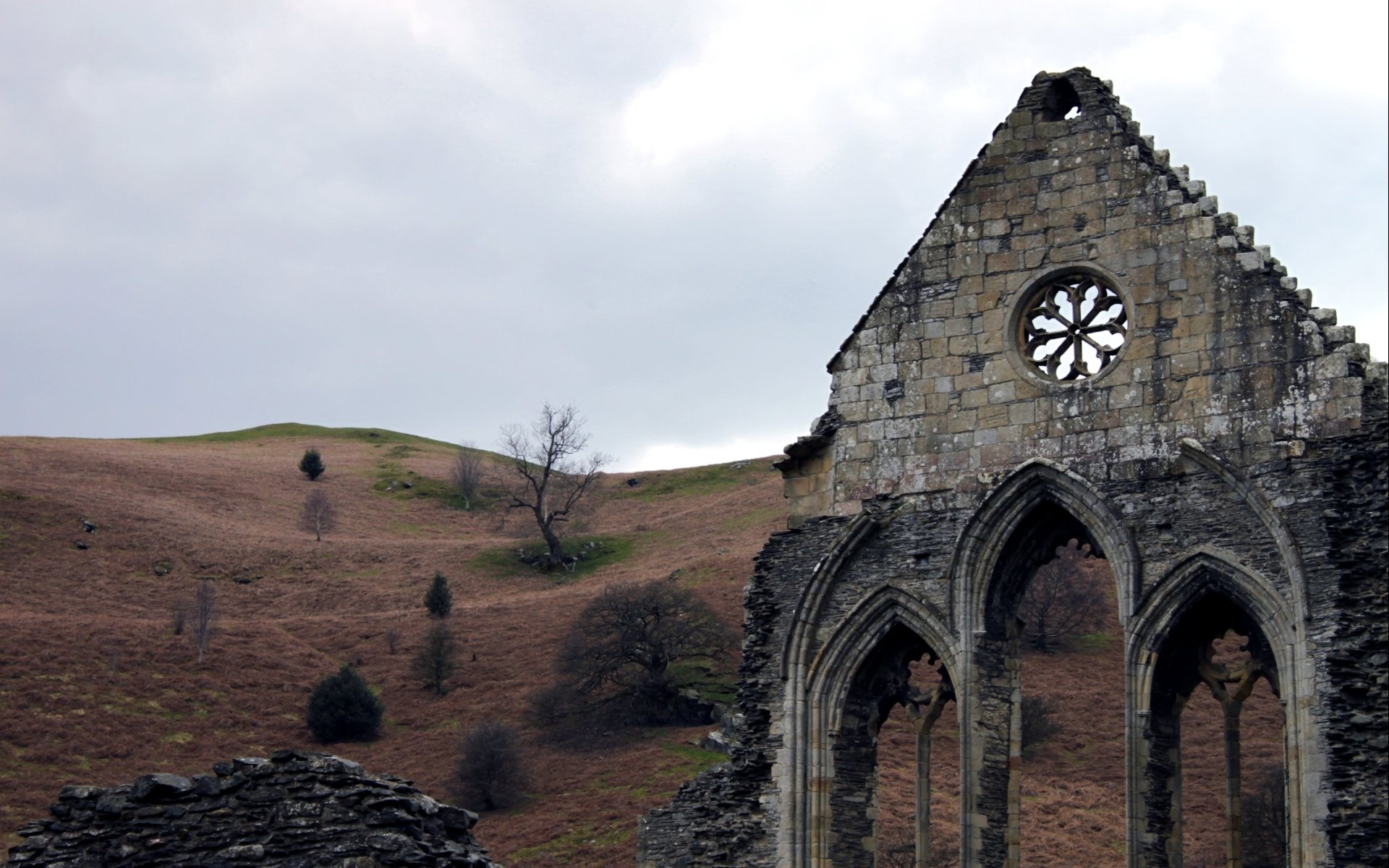 Download Religious Valle Crucis Abbey HD Wallpaper