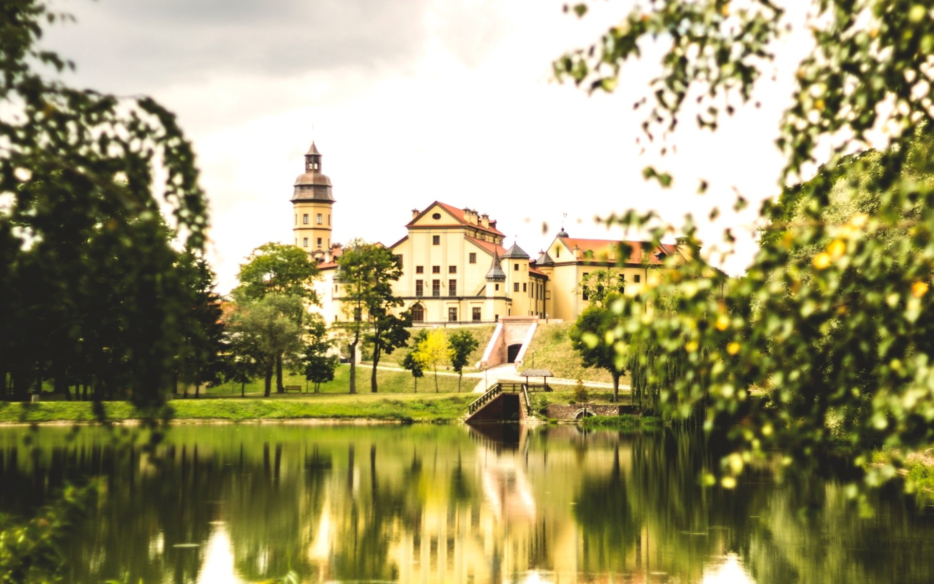 Download Man Made Nesvizh Castle HD Wallpaper