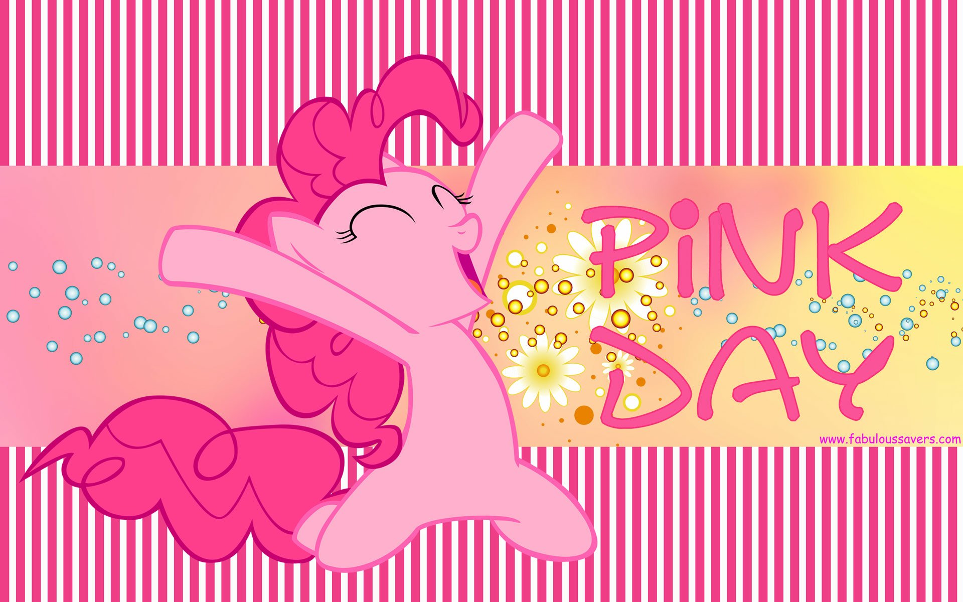 Включи про розового. Розовый день. Пинки Пай день рождения. Розовые обои с пони. Пинки Пай обои.