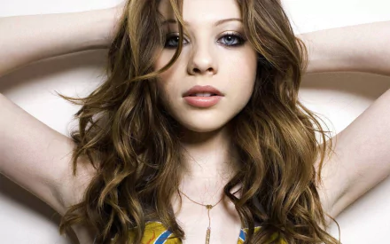Celebrity Michelle Trachtenberg HD Desktop Wallpaper | Background Image