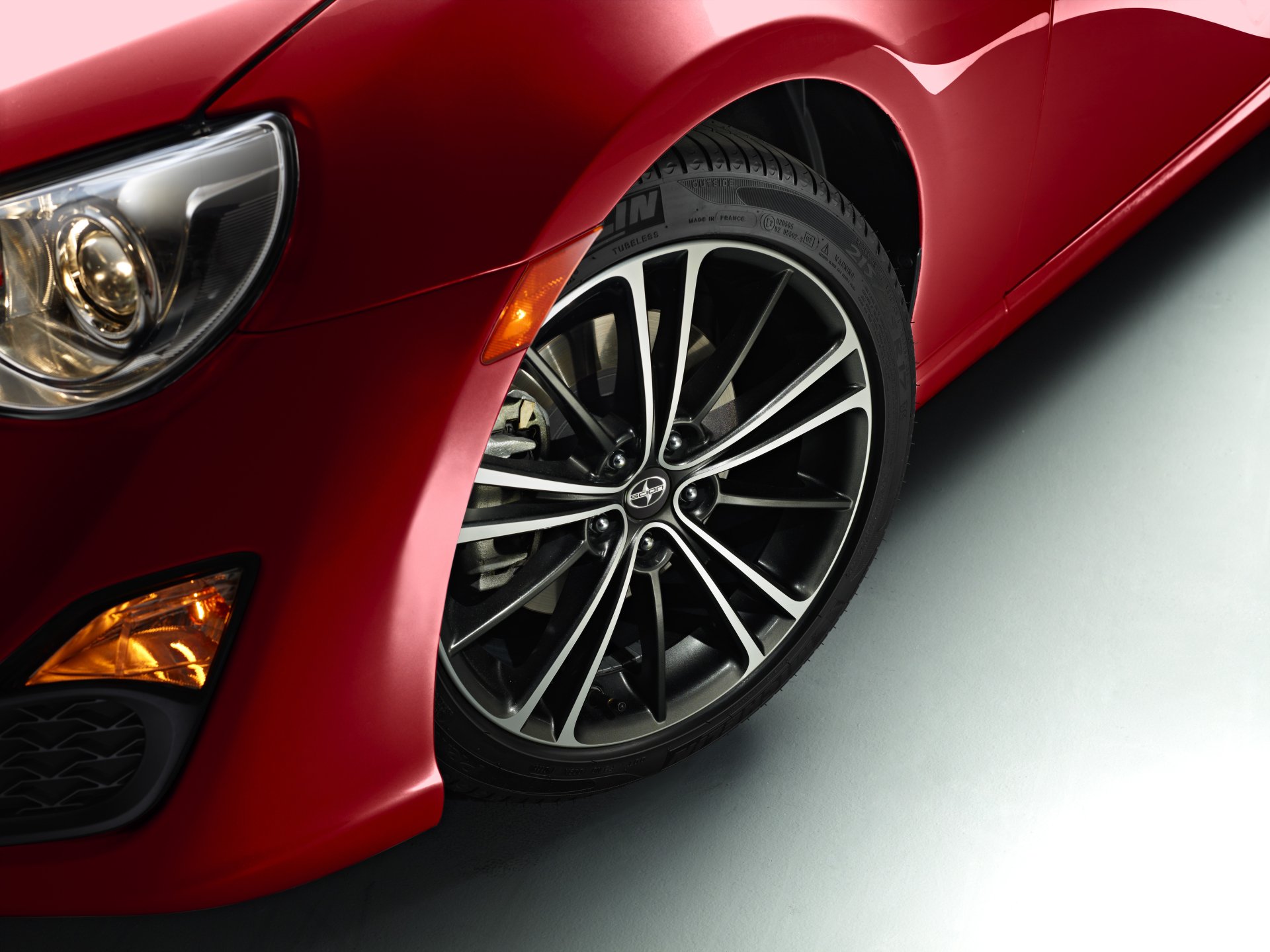 Download Vehicle Scion FR-S 4k Ultra HD Wallpaper
