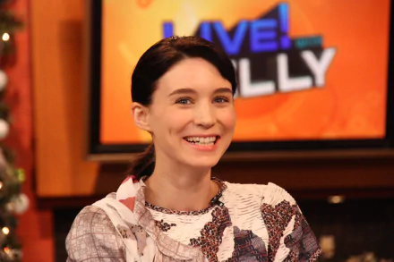 Celebrity Rooney Mara HD Desktop Wallpaper | Background Image
