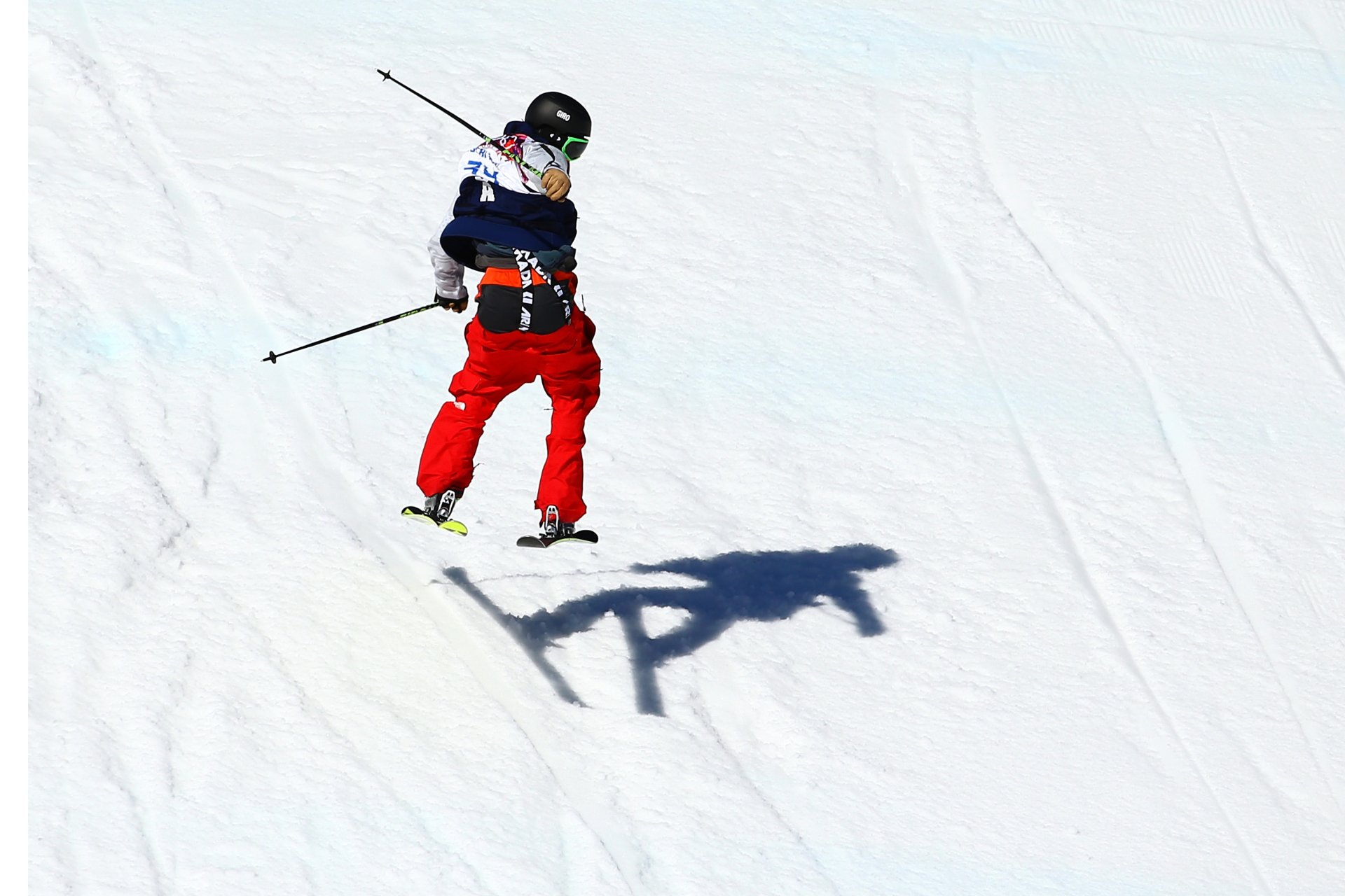 Download Skiing Sports HD Wallpaper
