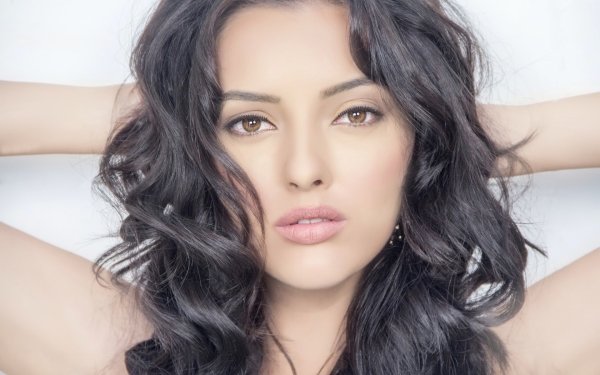 Femmes Kristina Akheeva Top Modèls Australie Top Model Face Cheveux Brune Fond d'écran HD | Image