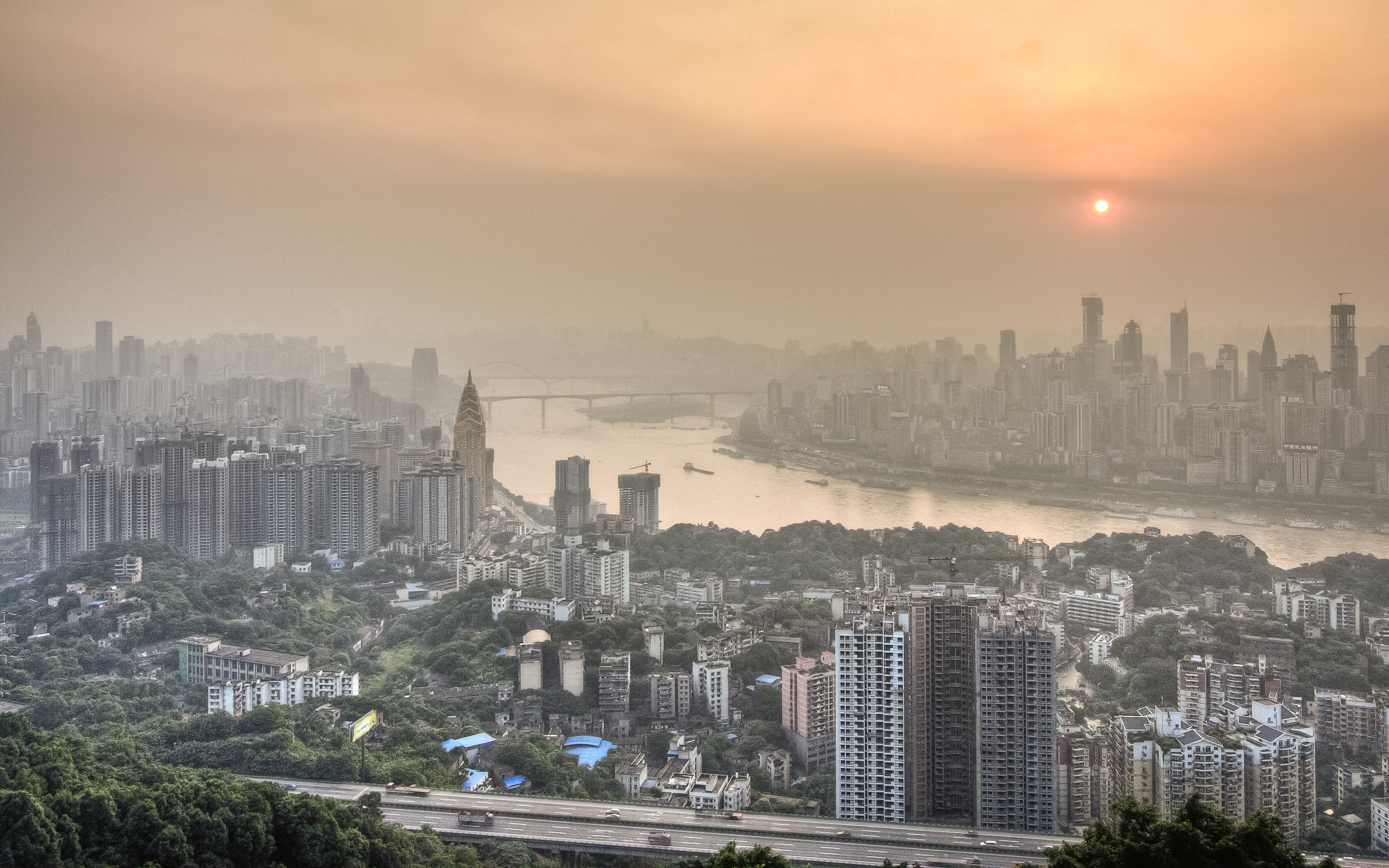 重庆市 Chonqing from Yi Ke Shu Observation