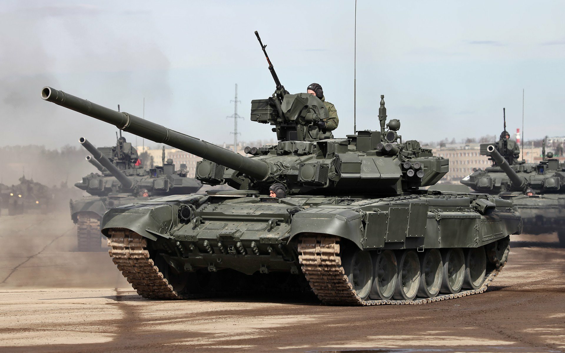 Download Military Tank HD Wallpaper