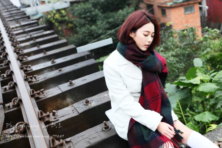 railroad Taiwanese asian model woman Lín Yǔ HD Desktop Wallpaper | Background Image