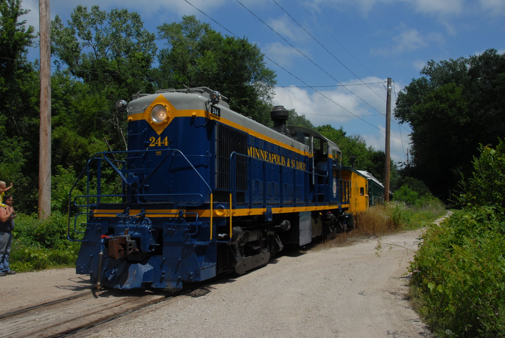 Download Vehicle Train 4k Ultra HD Wallpaper