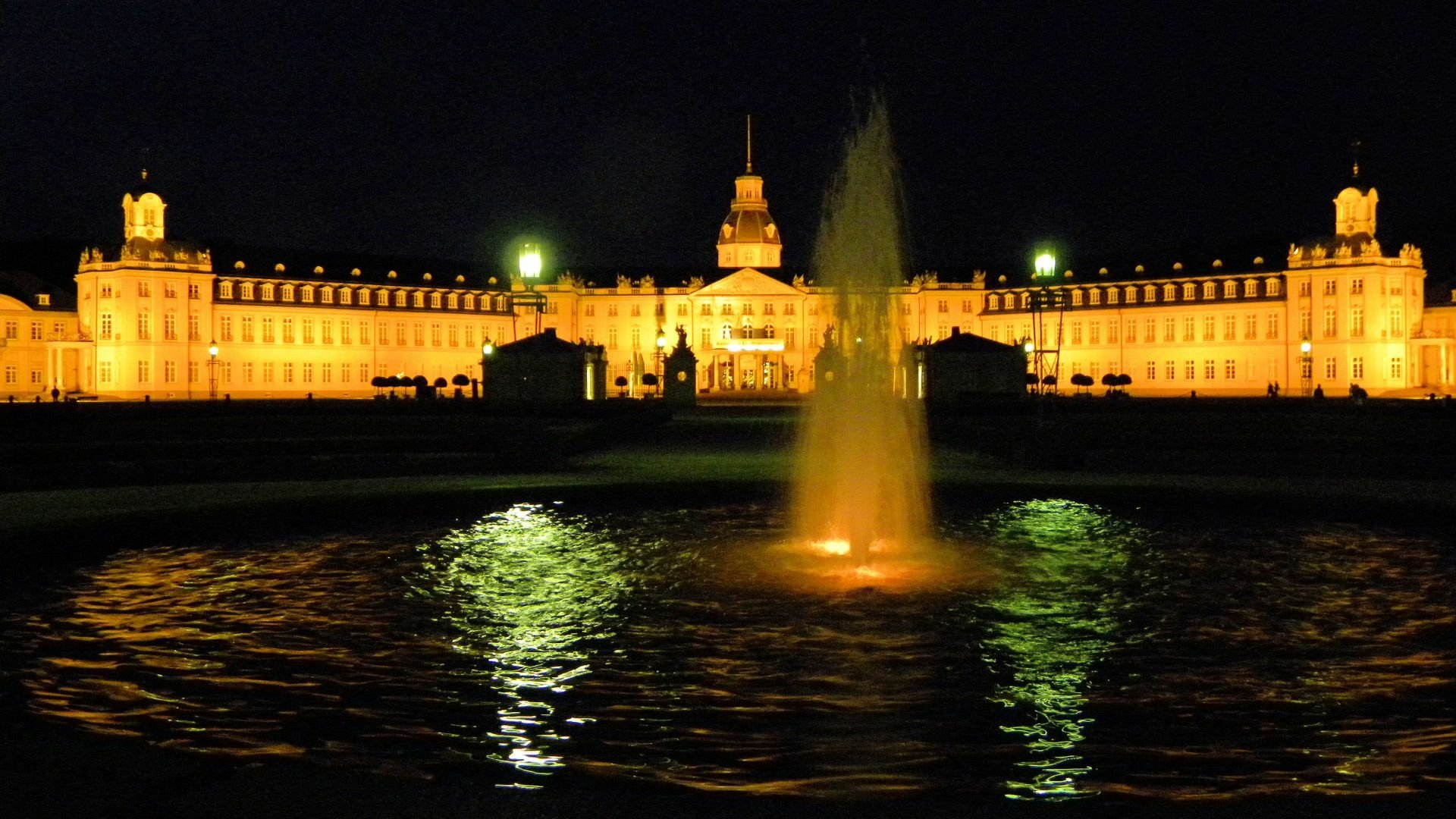 Download Man Made Karlsruhe Palace HD Wallpaper