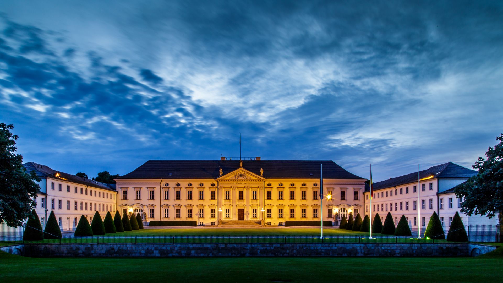 Man Made Bellevue Palace (Germany) HD Wallpaper | Background Image