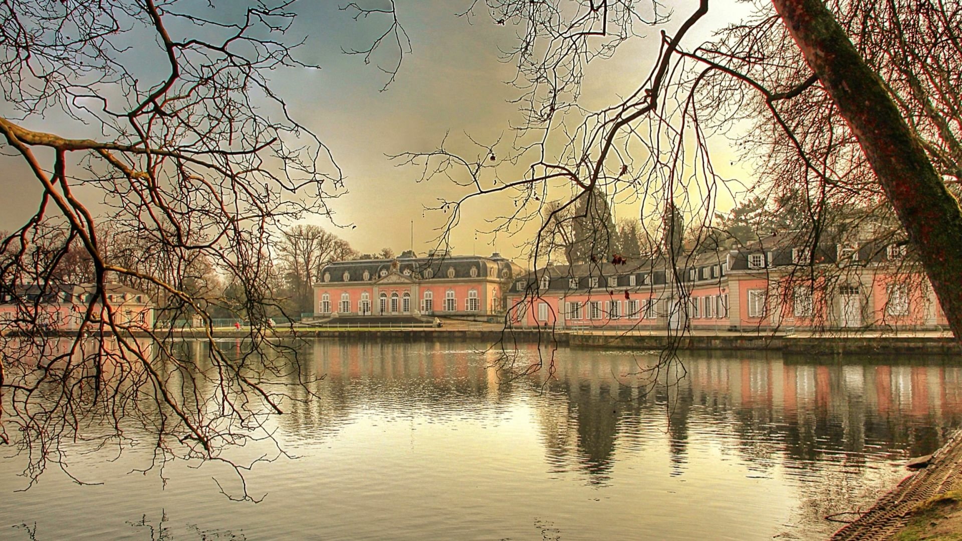 Download Man Made Benrath Palace HD Wallpaper