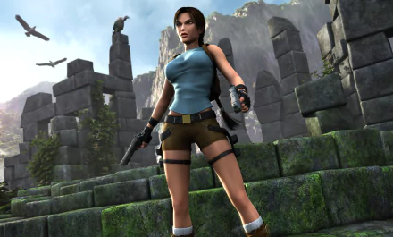 4K Ultra HD PC desktop wallpaper featuring Lara Croft from the video game Tomb Raider: Legend, standing confidently amid ancient stone ruins with birds soaring overhead.