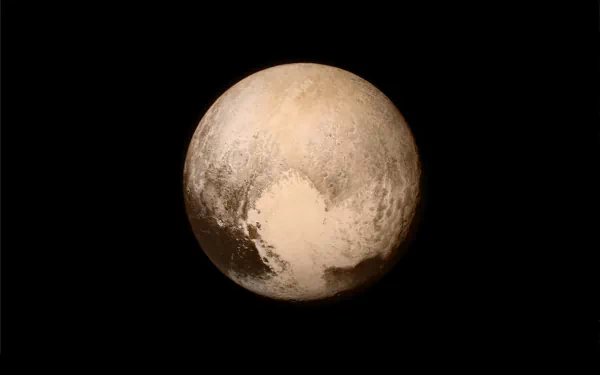  Pluto from New Horizons