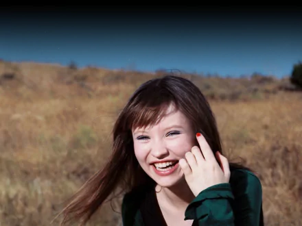 Celebrity Emily Browning HD Desktop Wallpaper | Background Image