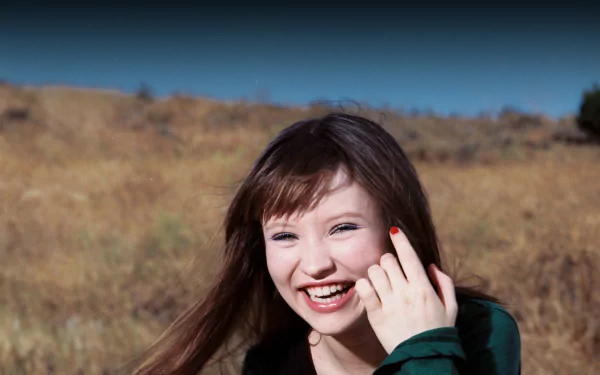 Celebrity Emily Browning HD Desktop Wallpaper | Background Image